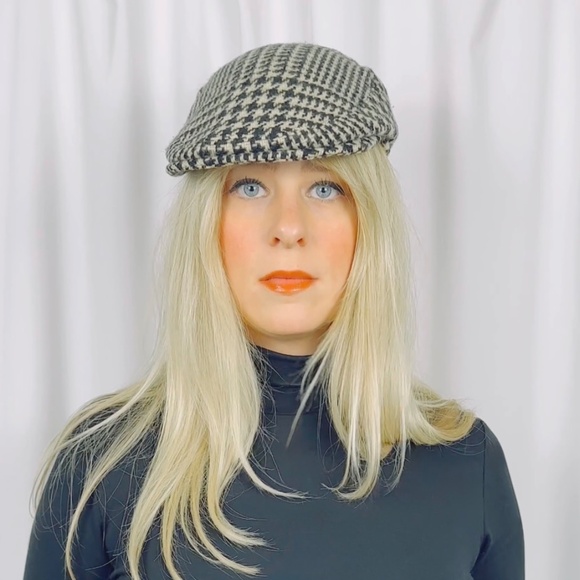 Vintage Houndstooth Tam Newsboy Cap • Golf Hat in Black and Beige - Picture 1 of 9